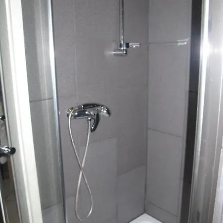 Gollwitzer Park - Insel Poel-3 By Interhome * Gollwitz